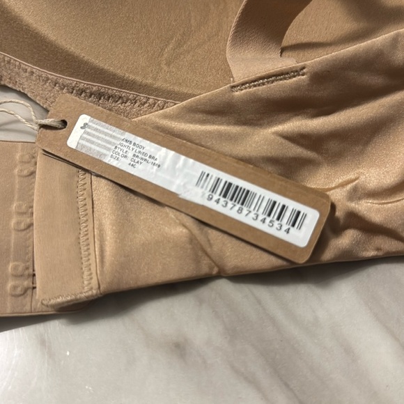 COPY - COPY - COPY - New Wireless Skims Bra 44C - Picture 5 of 8